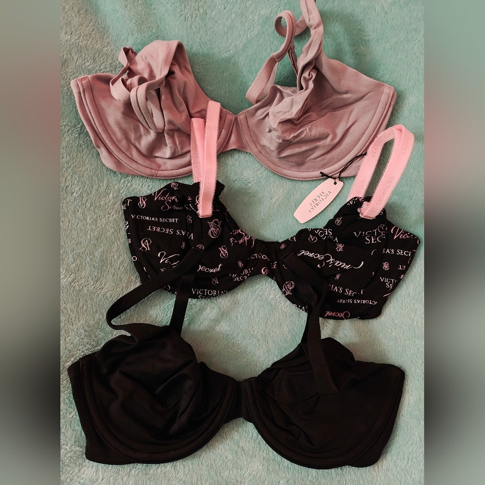 Victoria's Secret Pink and Black Bra Set